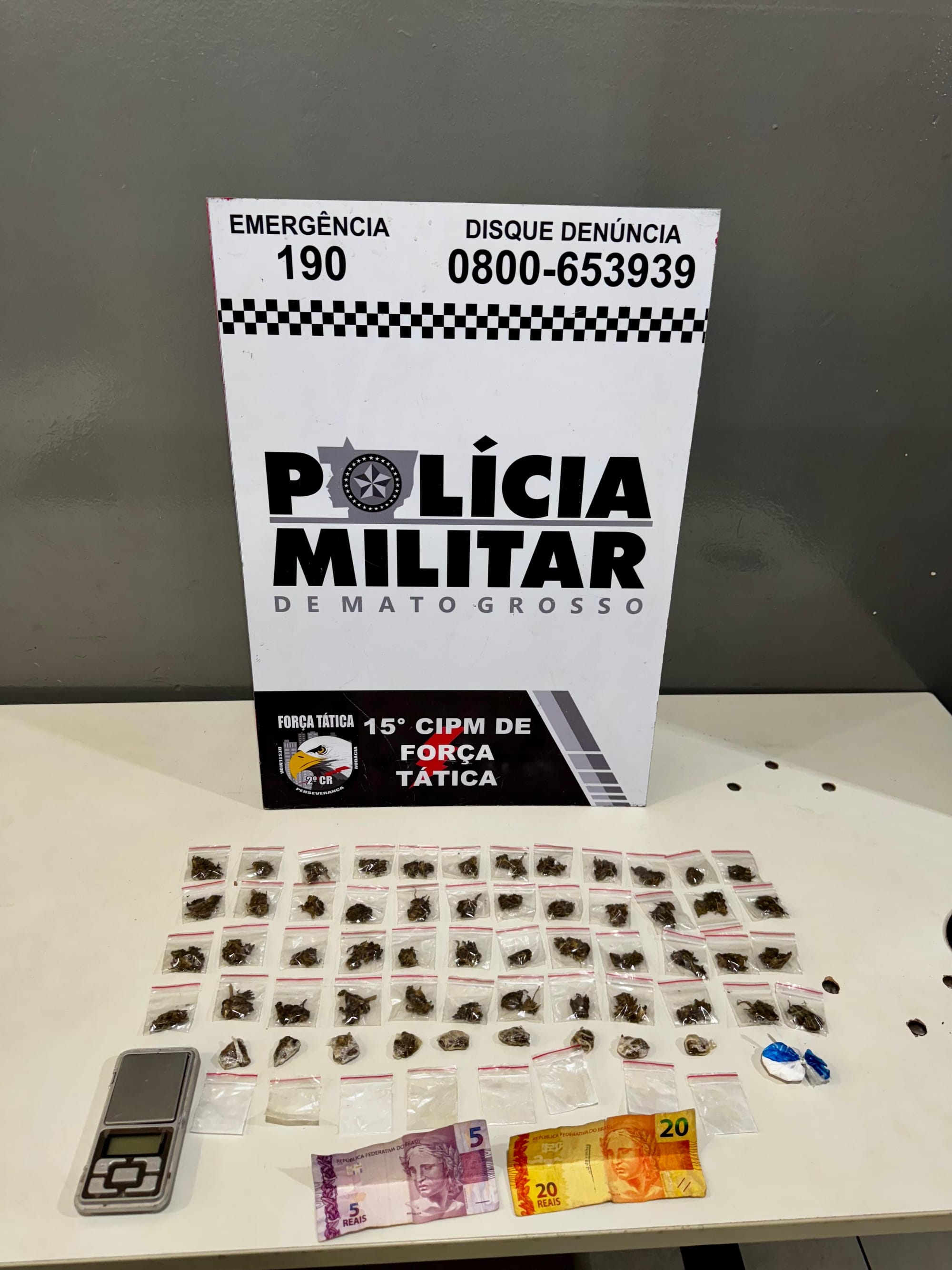 Força Tática prende jovem com drogas em residência durante patrulhamento em Várzea Grande