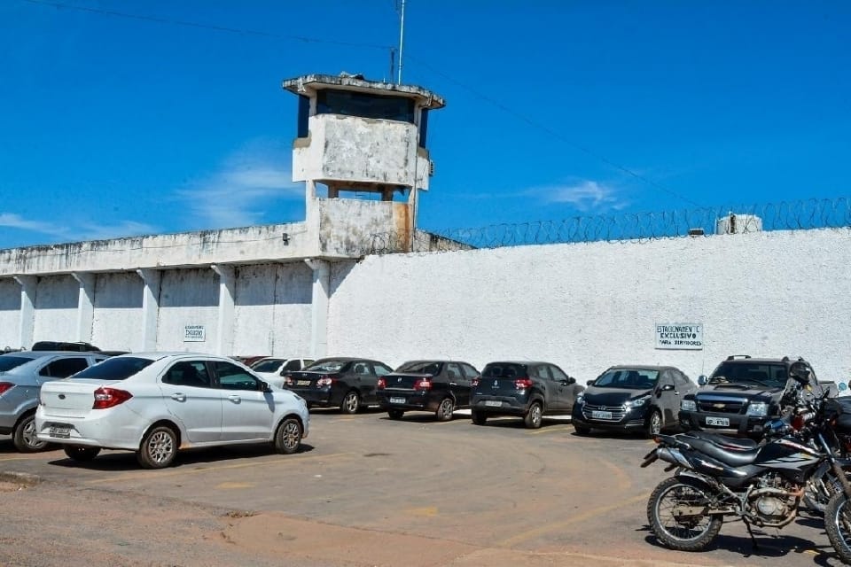 Transferência em Massa: 168 detentos são redistribuídos entre presídios de MT em operação interna