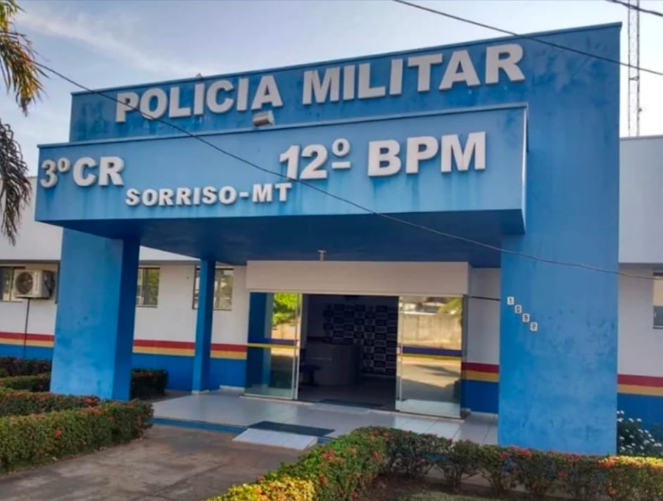 Crianças são encontradas sozinhas durante a madrugada e pais são levados à delegacia