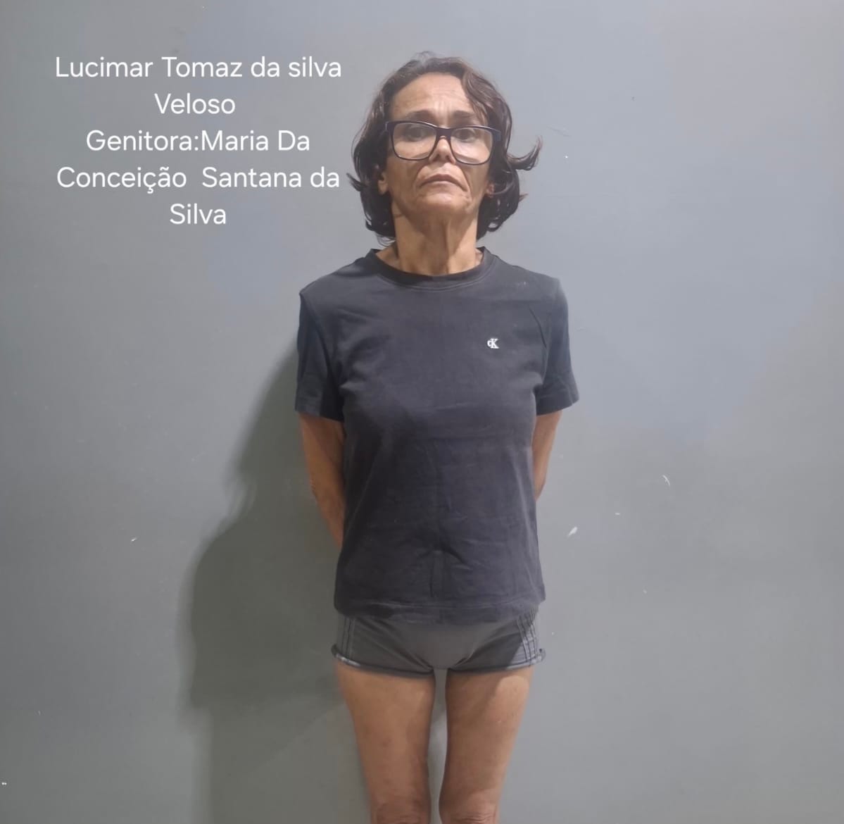 Mulher é presa com drogas, balança de precisão e dinheiro em ponto conhecido pelo tráfico em Várzea Grande