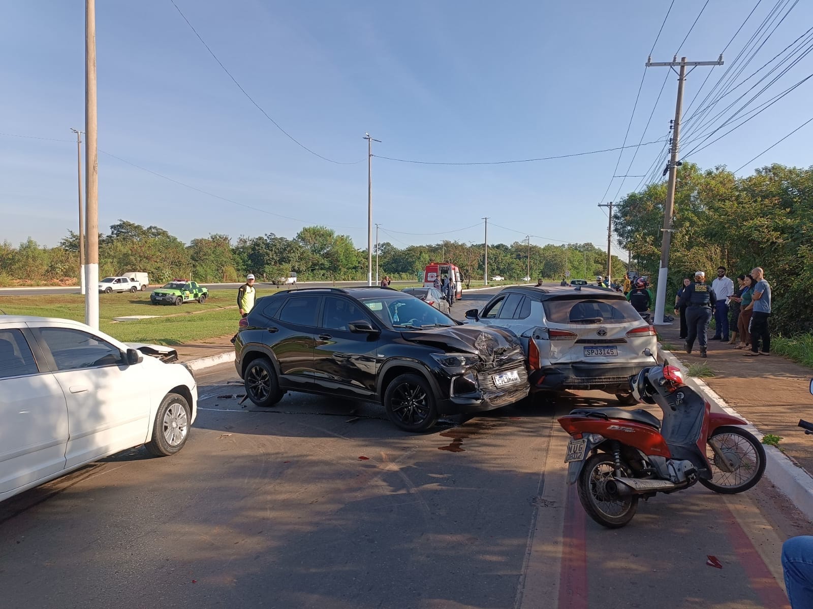 Óleo na pista provoca engavetamento com sete veículos e deixa feridos na Estrada da Guarita
