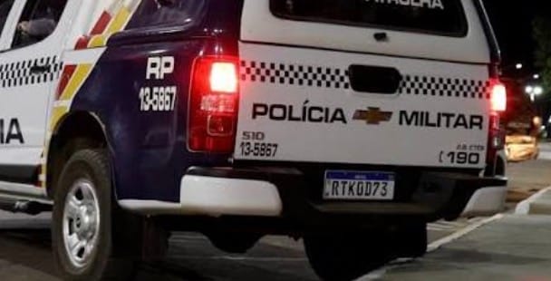 Perseguição termina com prisão de dupla, apreensão de cocaína e motorista embriagado sem CNH em Querência