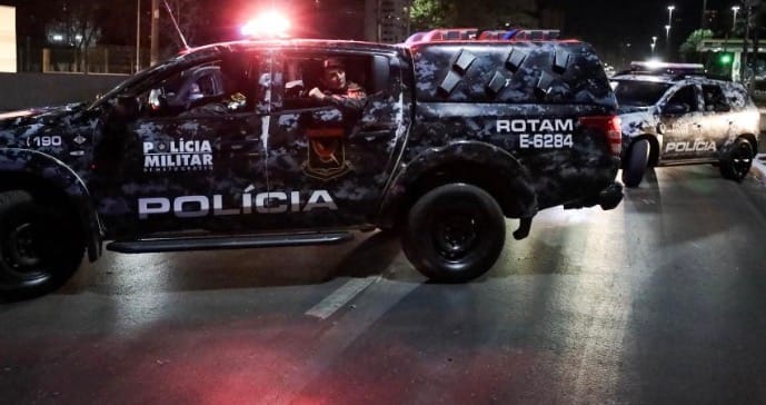 Mulher é agredida após discussão em carro de aplicativo e suspeito é preso em flagrante em Sinop