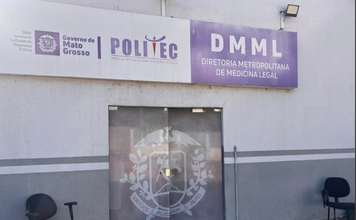 Idoso é encontrado morto dentro de casa em Cuiabá; suspeita é de mal súbito seguido de queda