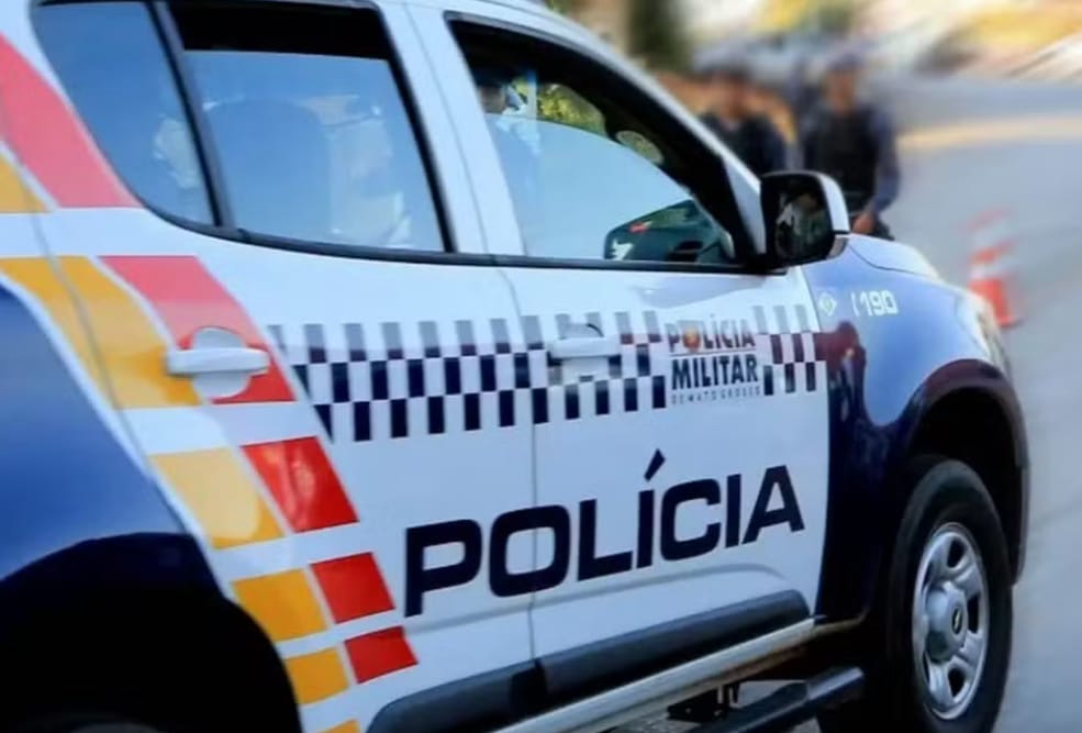 Criança de 1 ano é encontrada andando sozinha na rua de madrugada e mãe acaba conduzida à delegacia em MT