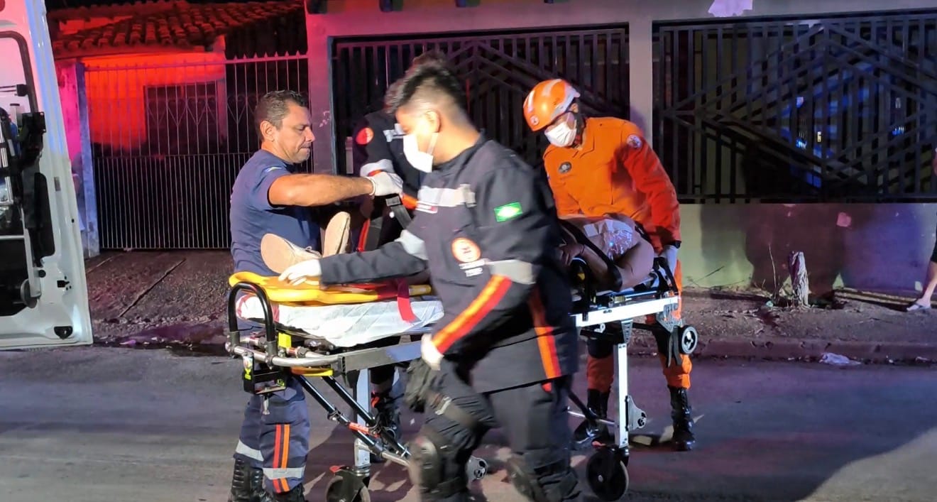 Homem é preso após esfaquear vítima durante confusão