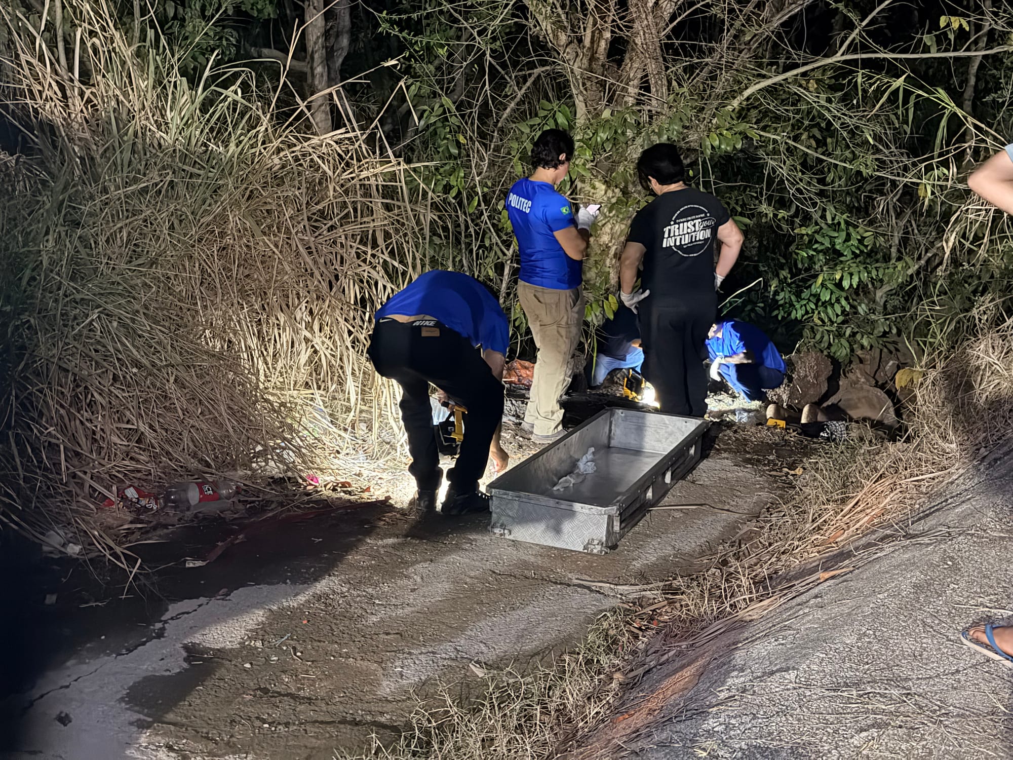 MISTÉRIO EM VÁRZEA GRANDE: idoso é encontrado morto e sem roupas próximo a mata