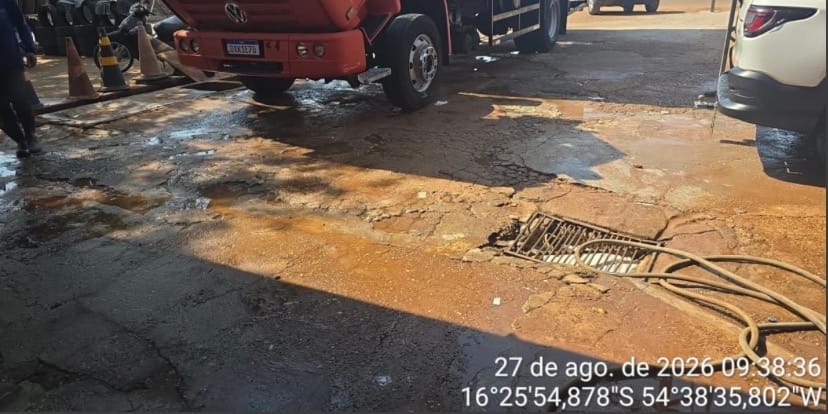 PM Ambiental flagra irregularidades em lava-jato e aponta risco de contaminação do solo em Rondonópolis
