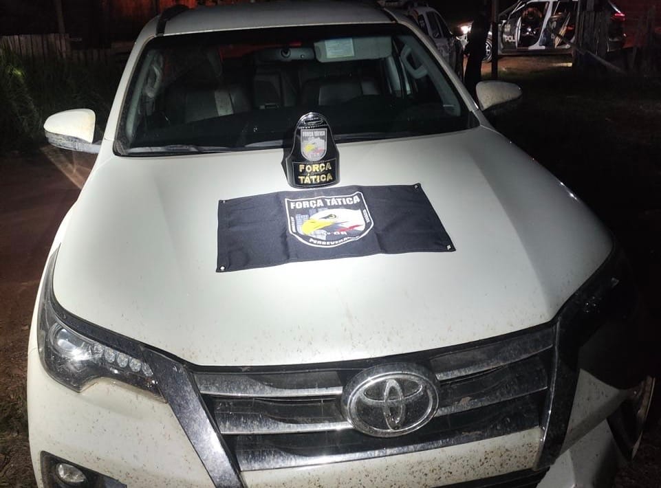 Mulher é sequestrada, torturada e obrigada a fazer PIX durante roubo em Cuiabá