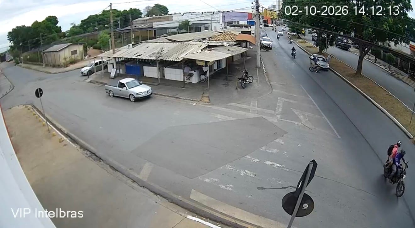 Câmera flagra acidente que matou idoso e deixou motociclista ferido na Beira Rio