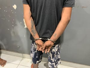 Homem é preso com espingarda durante abordagem do Raio em Várzea Grande