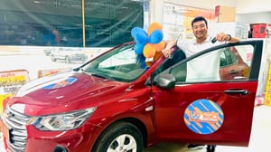 Carro zero da promoção da Rede União já está exposto no Supermercado Rio Branco Carmindo em Cuiabá