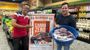 Clientes dos supermercados Servbem do Costa Verde e Cristo Rei são sorteados para concorrer a um carro zero km