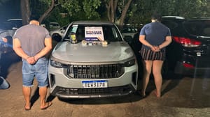 Polícia apreende drogas,e recupera veículo Zero roubado em em concessionária de Várzea Grande