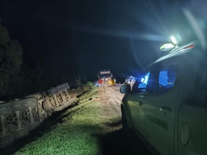 Tragédia na Estrada de Jangada: carreta sai da pista e motorista morre após colisão com guincho