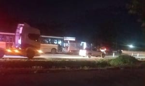 GRAVE AGORA: Ambulância do SAMU e ônibus batem em Cuiabá e deixam feridos