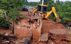 Chuva intensa causa desmoronamento e compromete abastecimento de água em Várzea Grande neste domingo
