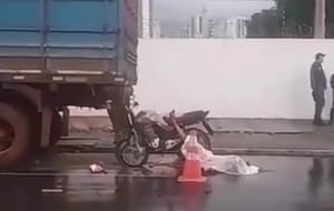 TRAGÉDIA NA MADRUGADA: Jovem de 23 anos morre após bater moto em caminhão parado em Cuiabá