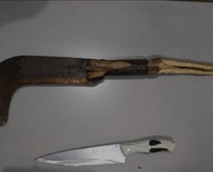 Homem é preso por tentativa de feminicídio e agressões contra mulher e criança