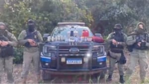 GUERRA CONTRA DRONES: Policiais penais encaram criminosos armados durante operação em presídio de MT