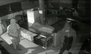 Fim da farra: dupla acusada de série de furtos é presa pela Polícia Civil