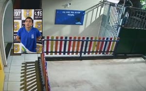 HOMEM INVADE CRECHE, FURTA LEITE DAS CRIANÇAS E É FLAGRADO SE MASTURBANDO EM CUIABÁ