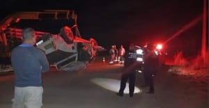 TRAGÉDIA NA ESTRADA: Homem de 44 anos morre após Hilux capotar em Santo Antônio do Leste