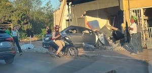 URGENTE: Motorista morre após gravíssimo acidente e é arremessado para fora do carro em Várzea Grande