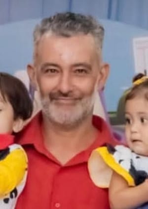 Homem de 46 anos está desaparecido em Várzea Grande; família pede ajuda para localizá-lo
