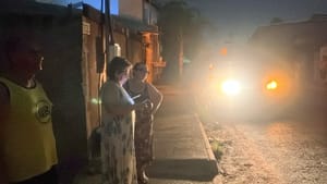 CHEGA DE DESCASO”: MORADORES SE REVOLTAM COM QUEDAS CONSTANTES DE ENERGIA EM VÁRZEA GRANDE